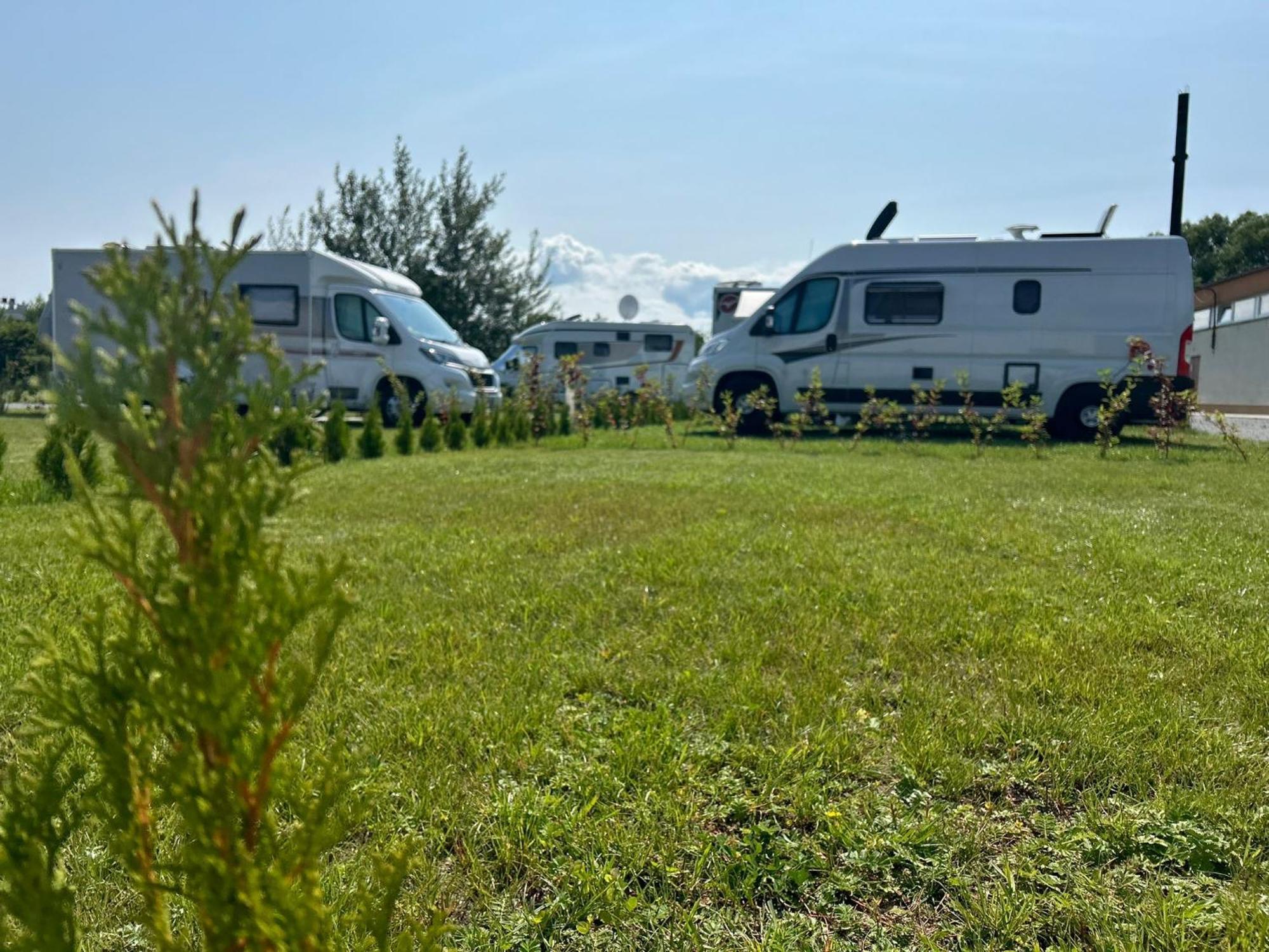 Campsite Camper Park Tocamper