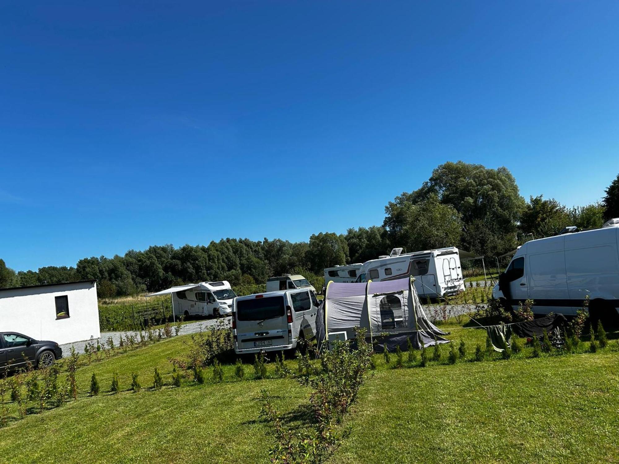 Campsite Camper Park Tocamper
